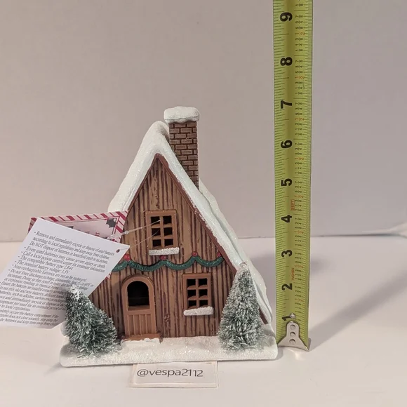 Target Bullseye Playground Christmas Village 4pc Set Gingerbread House Cocoa - Picture 14 of 15